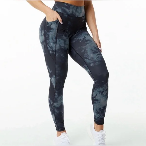 Alphalete Surface Power Pocket Leggings - Black/Grey - Picture 1 of 9